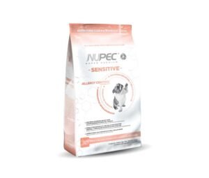 Presentacion front Nupec Sensitive de Raza Mediana y Grande: Las Mejores Croquetas para tu perro con piel sensible o alergias alimentarias.
